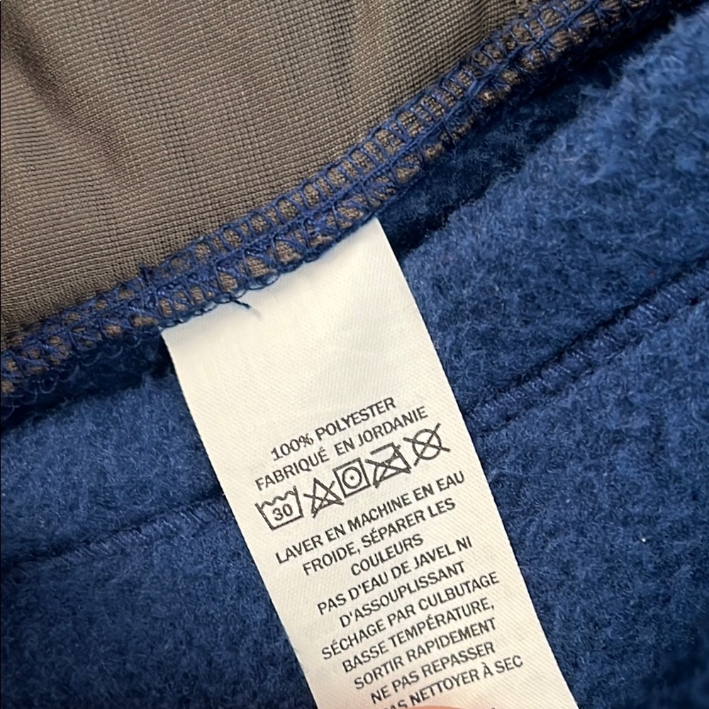 L.L. Bean Blue Lightweight Fleece Jacket - Picture 9 of 13